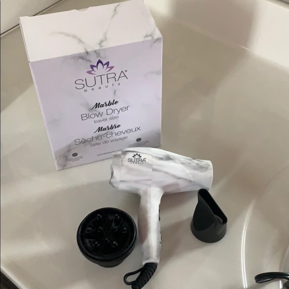 SUTRA Beauty travel size blow dryer